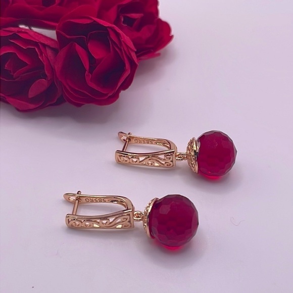 Rose Gold Plated Red Zircon Dangle Earrings - Picture 6 of 6